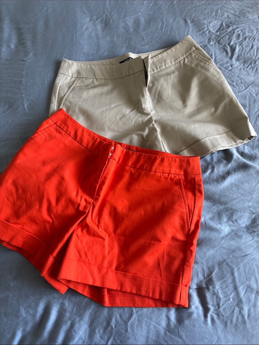 Apt. 9 Women's Shorts in Cream and Bright Orange